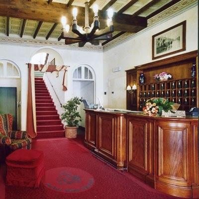 Kinzica Hotell 3*