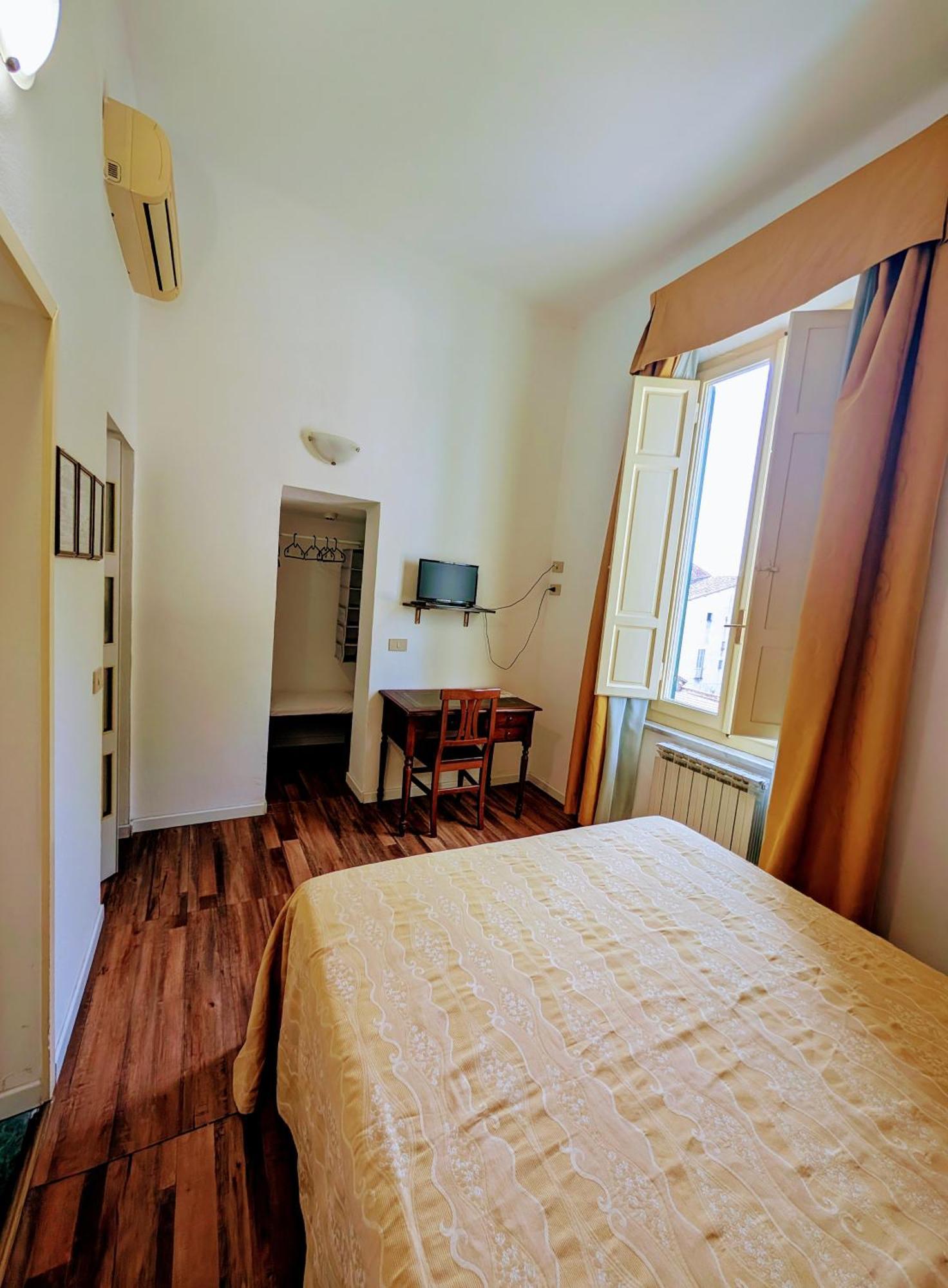 Kinzica Hotel